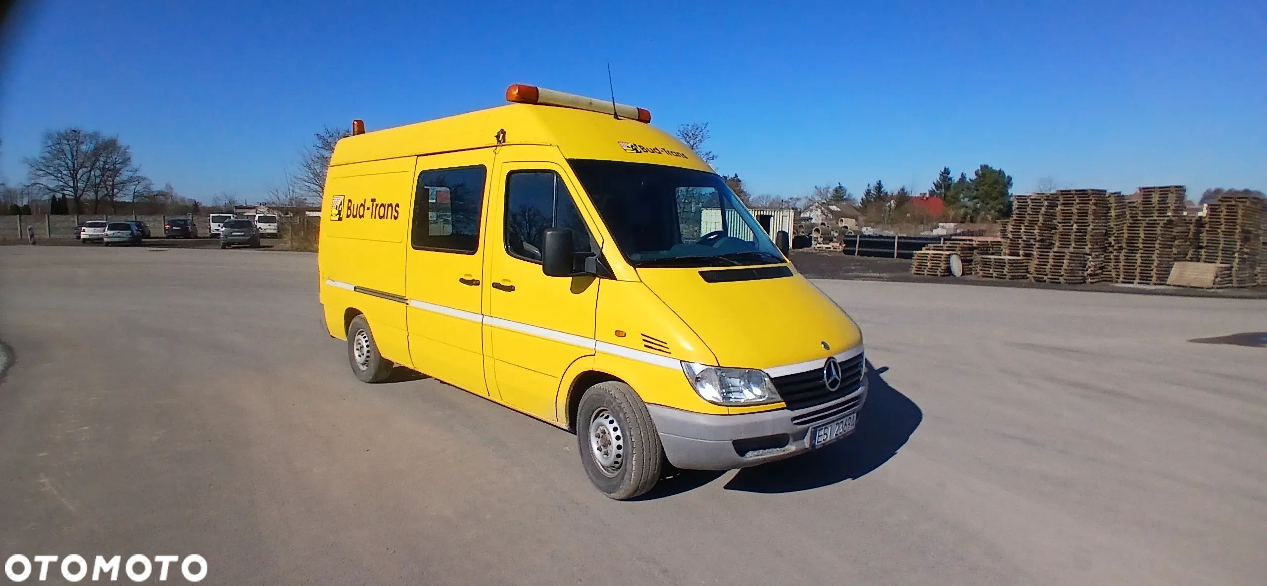 Mercedes-Benz Sprinter - 1