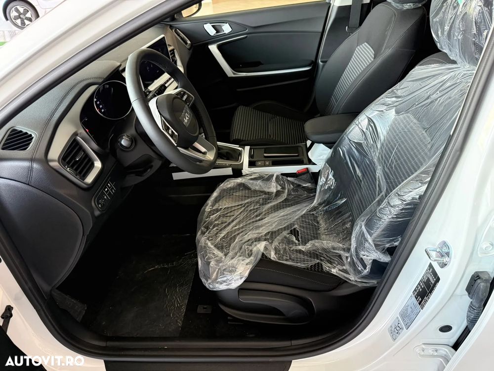 Kia XCeed - 8