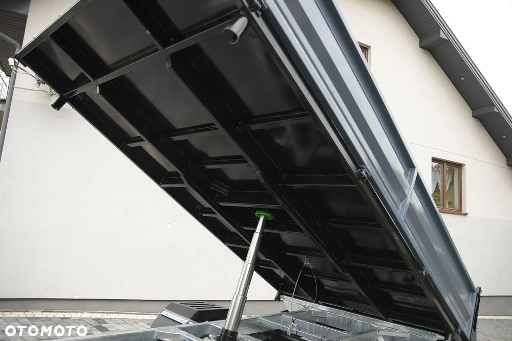 Iveco DAILY 35-160  * WYWROTKA 3-stronna * NAVI * IDEAŁ! - 33