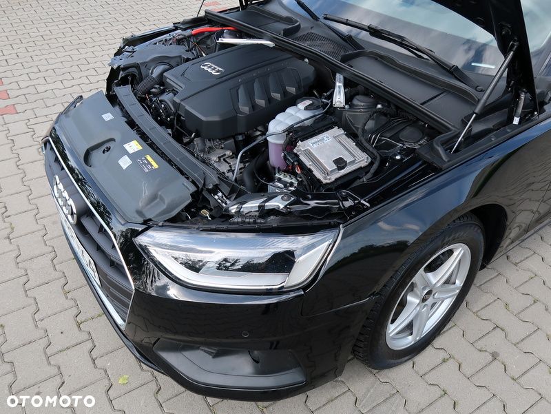 Audi A4 Limousine 35 TFSI mHEV Advanced S tronic - 28