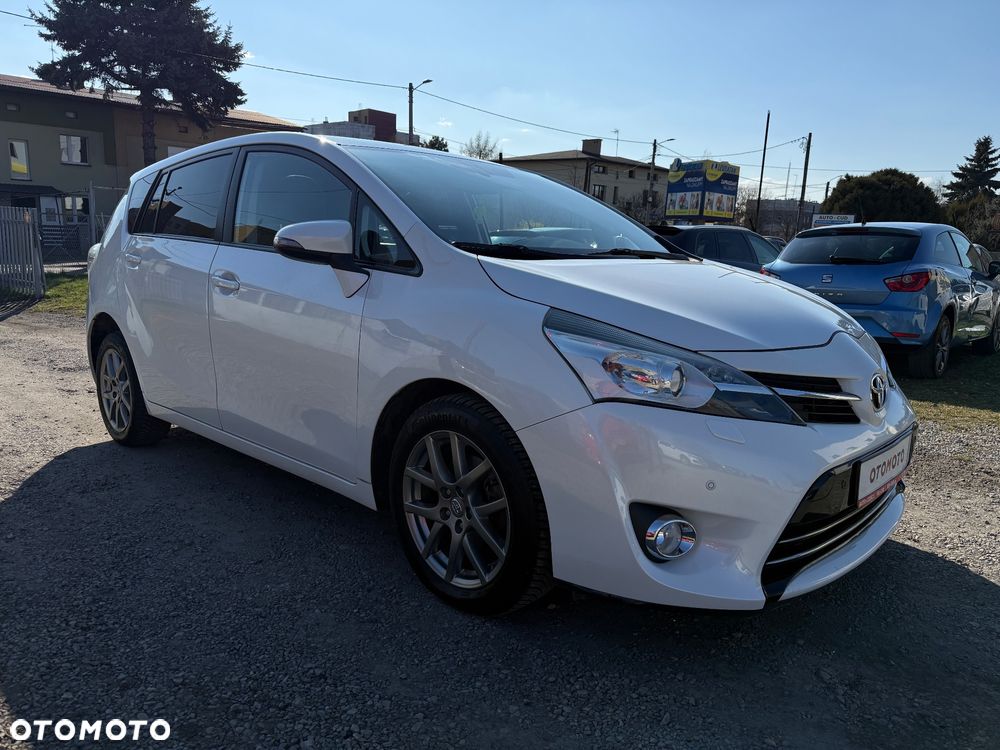 Toyota Verso 2.0 D-4D Prestige 7os - 8