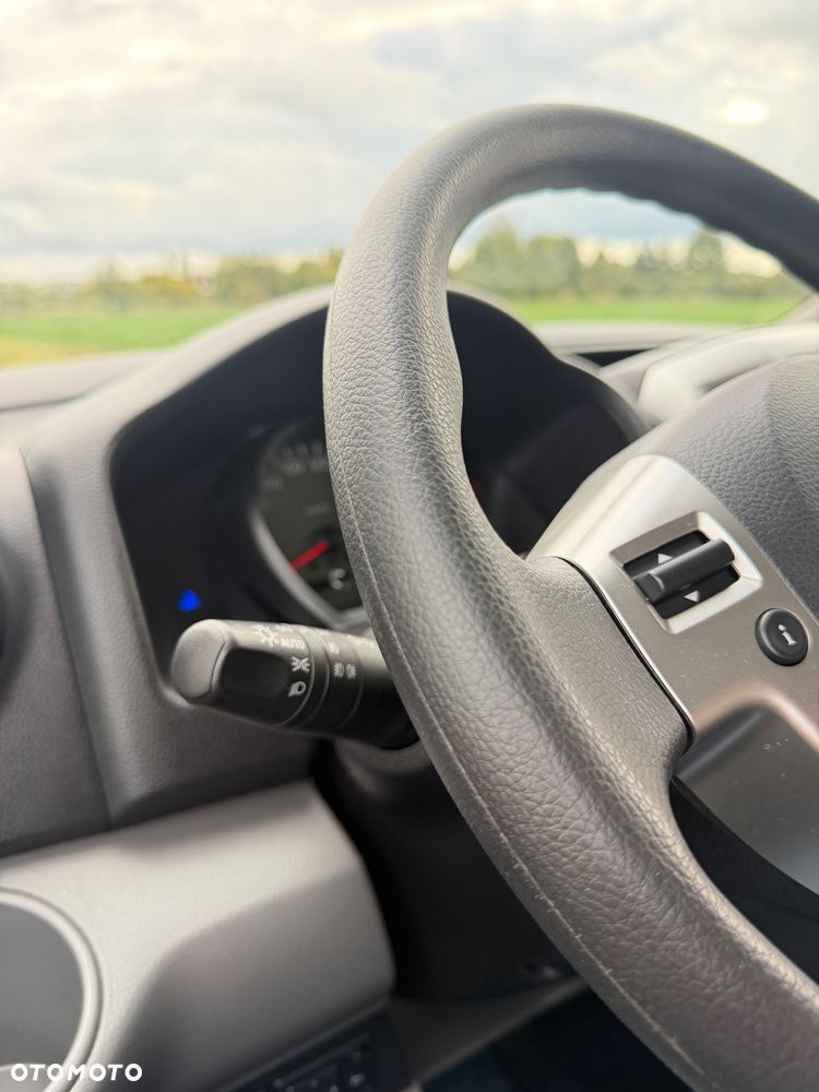 Nissan NV200 - 31
