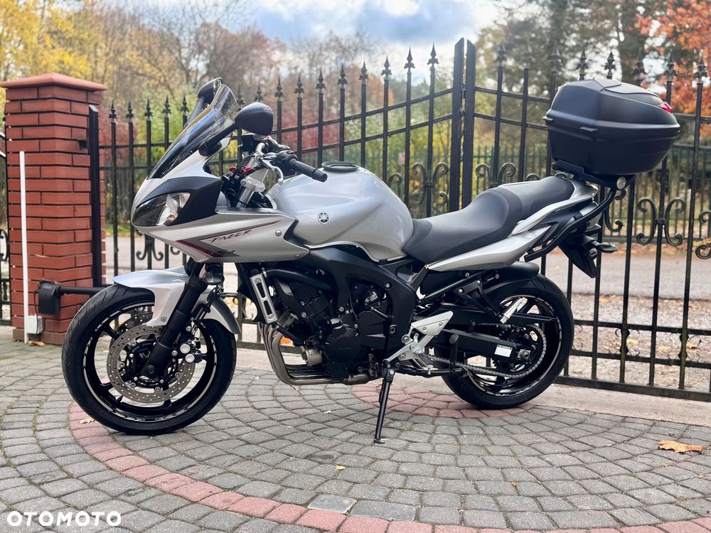 Yamaha FZ6 - 6