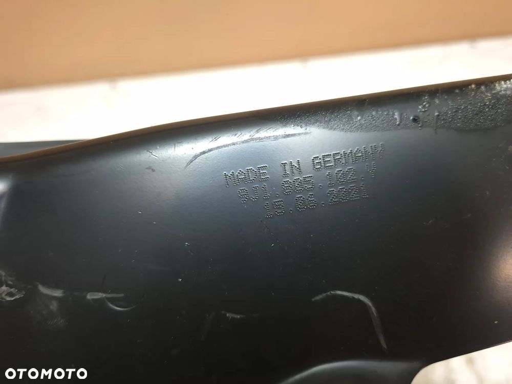 Wzmocnienie błotnika Porsche Taycan 9J1 9J1805102Y - 2