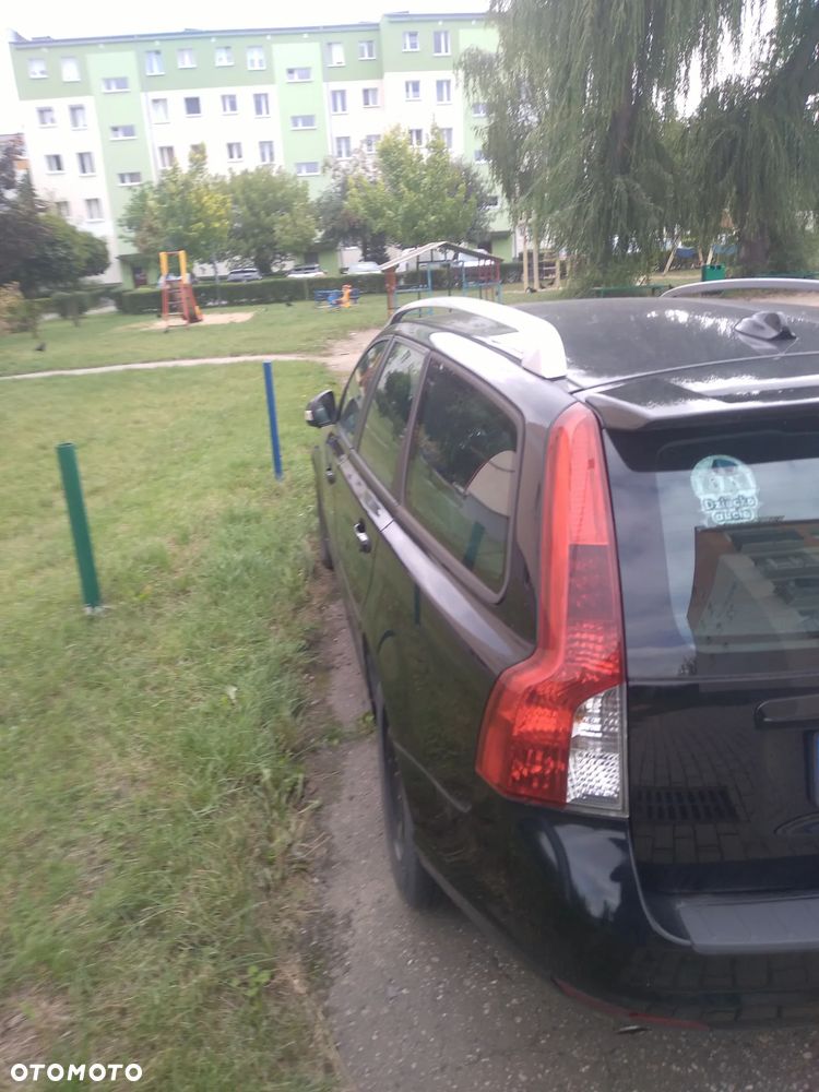 Volvo V50 DPF D3 Geartronic Momentum - 4