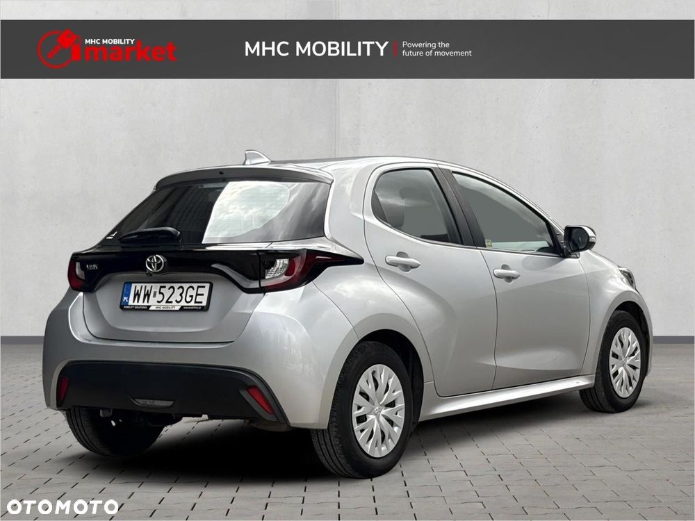 Toyota Yaris - 5