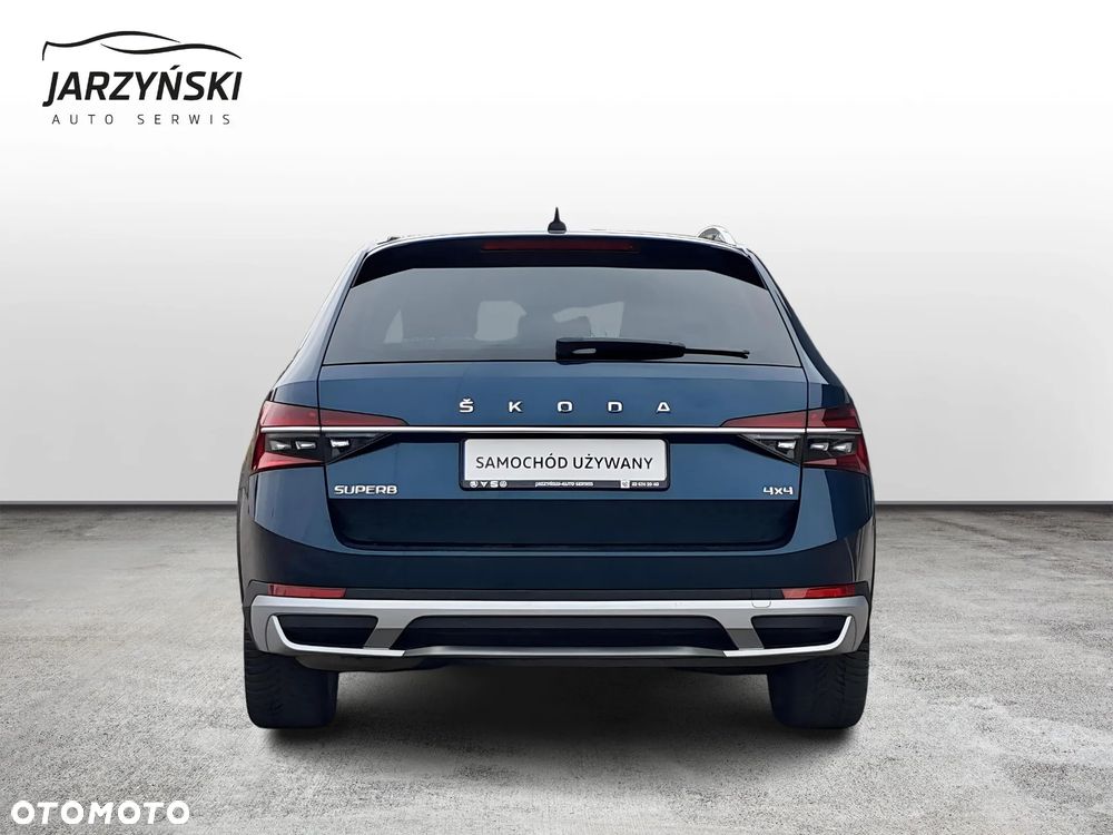 Skoda Superb 2.0 TDI SCR 4x4 Scout DSG - 4