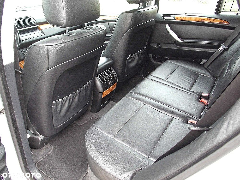 BMW X5 - 6