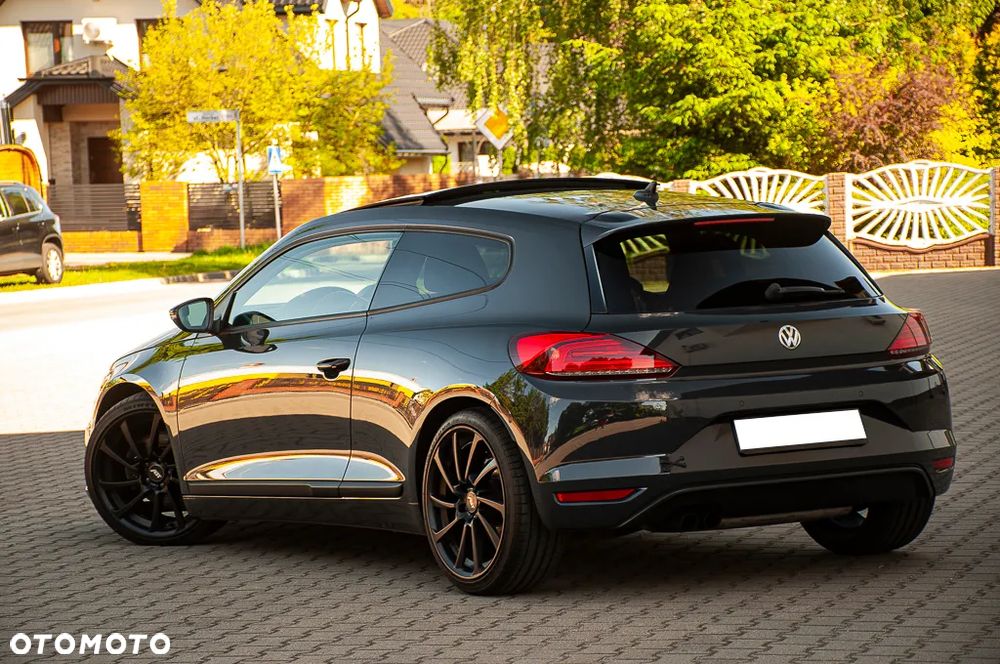 Volkswagen Scirocco 2.0 TSI (BlueMotion Technology) DSG - 14