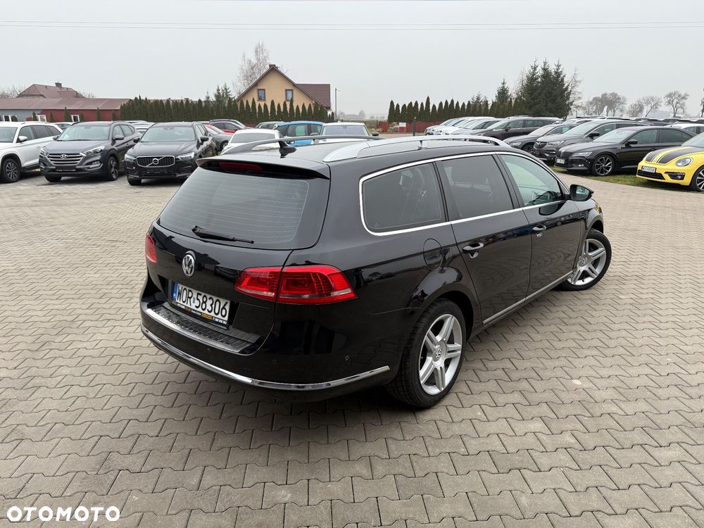 Volkswagen Passat 2.0 TDI BlueMotion Technology Exclusive - 3