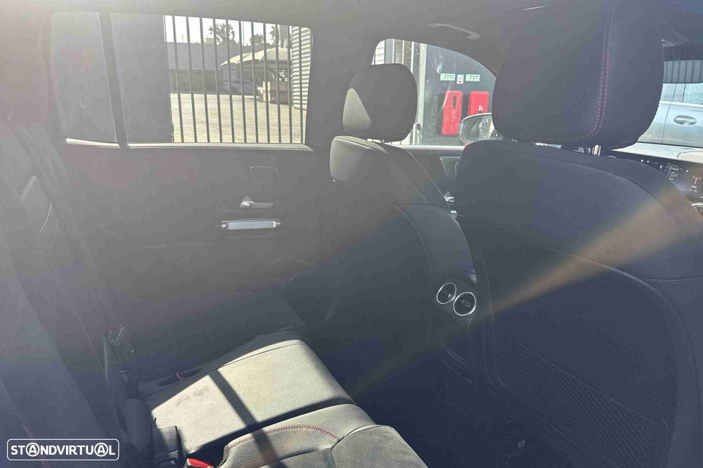 Mercedes-Benz GLB 200 d - 10