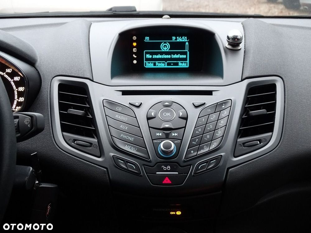 Ford Fiesta - 17