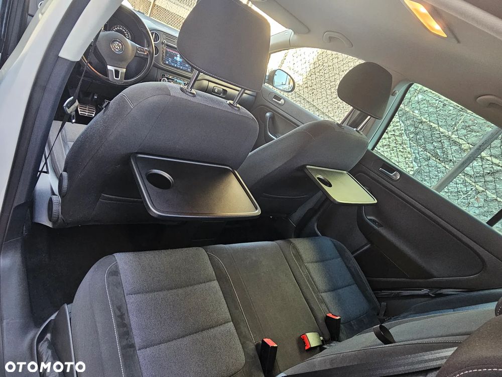 Volkswagen Golf Plus 1.4 TSI DSG Style - 23