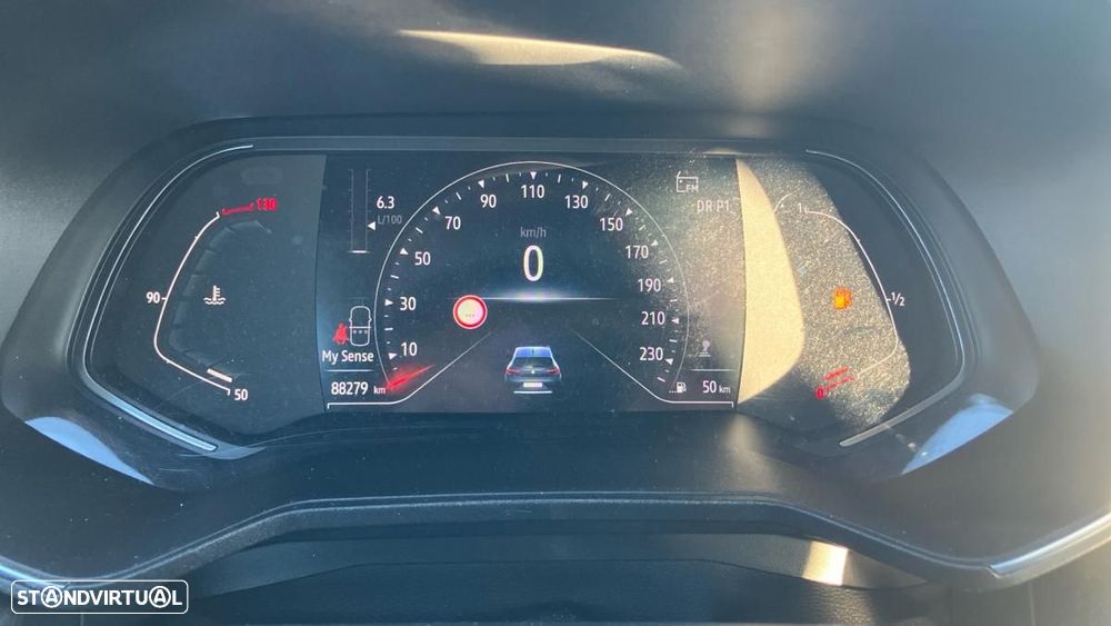 Renault Clio TCe 100 INTENS - 2