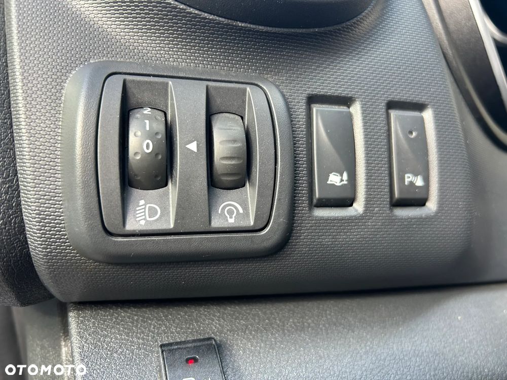 Renault Trafic - 8
