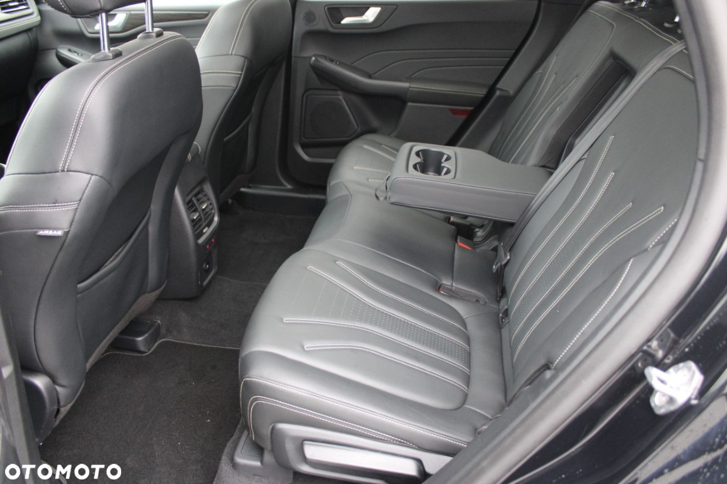 Ford Kuga - 20