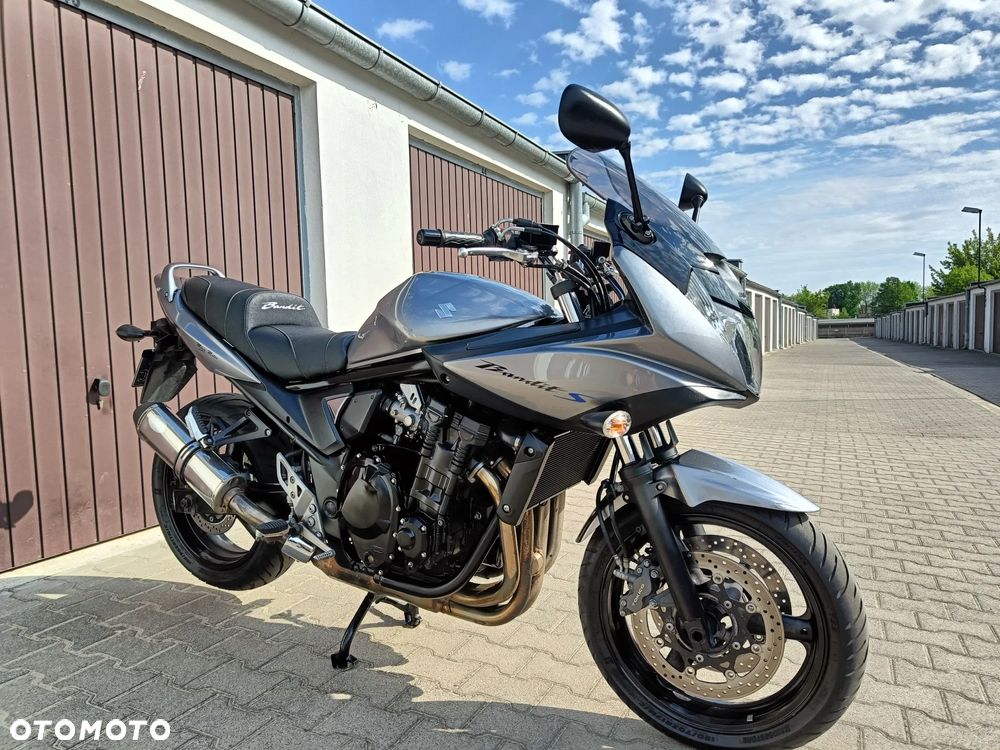 Suzuki Bandit - 1