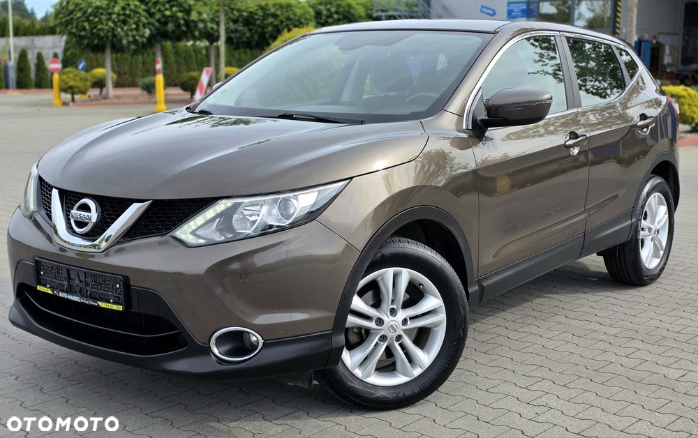 Nissan Qashqai - 1