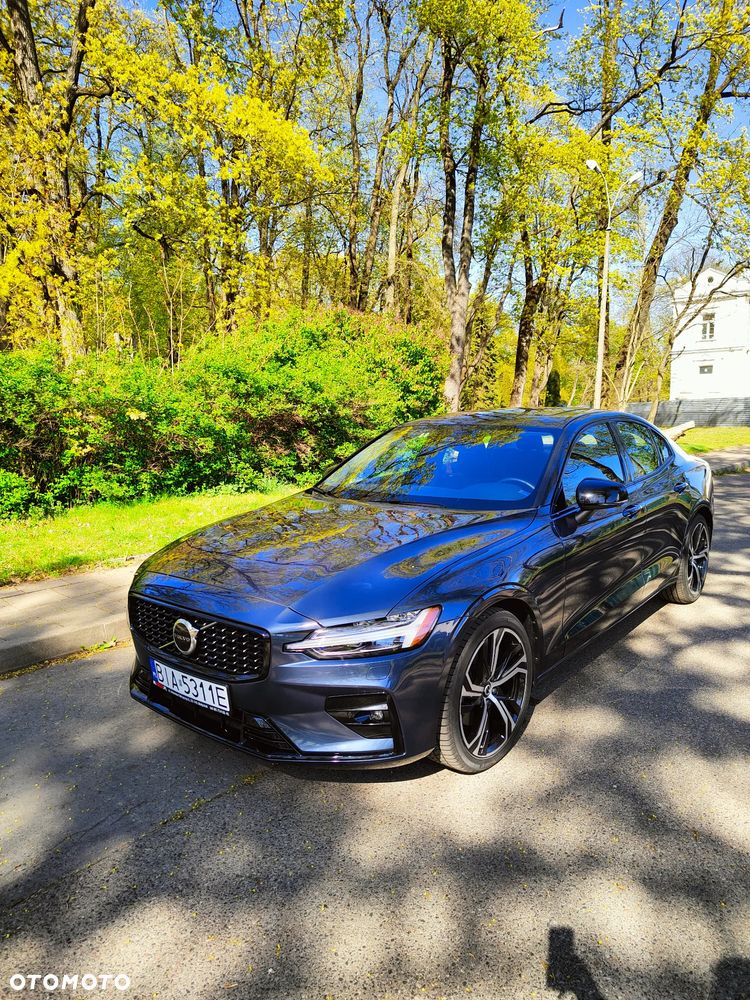 Volvo S60 B5 B AWD Plus Dark - 3