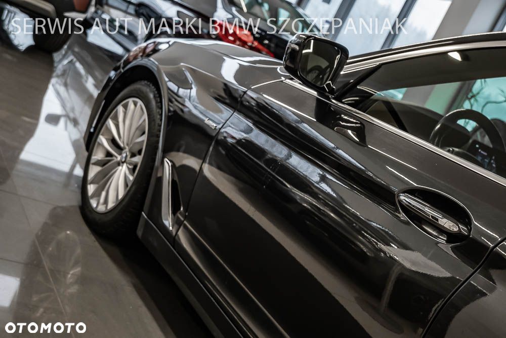 BMW Seria 5 520d xDrive Luxury Line - 37