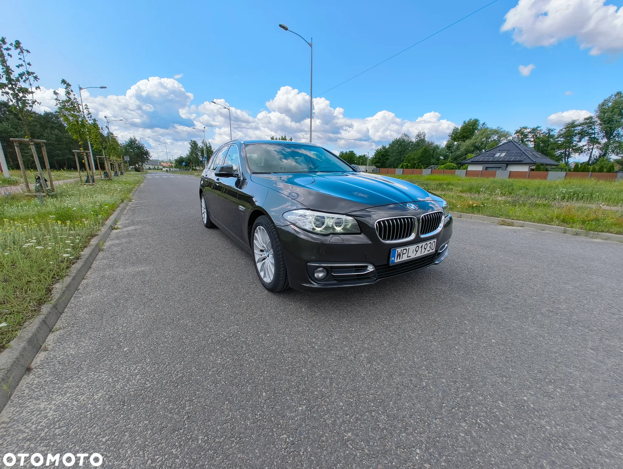 BMW Seria 5 520d Touring Luxury Line - 2