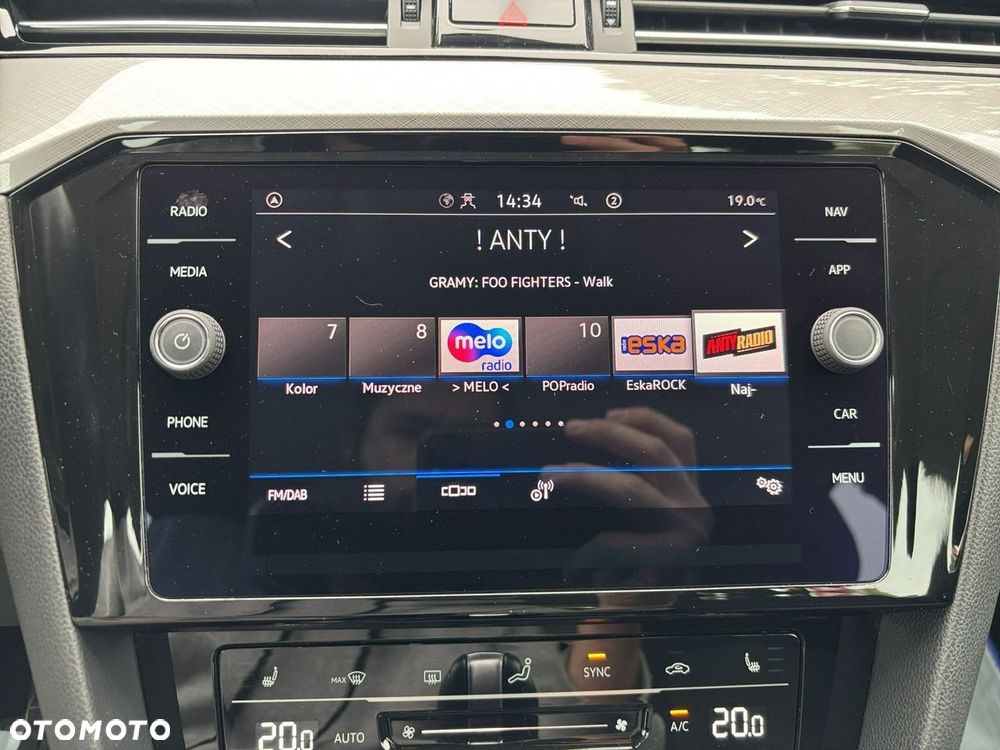 Volkswagen Passat 2022