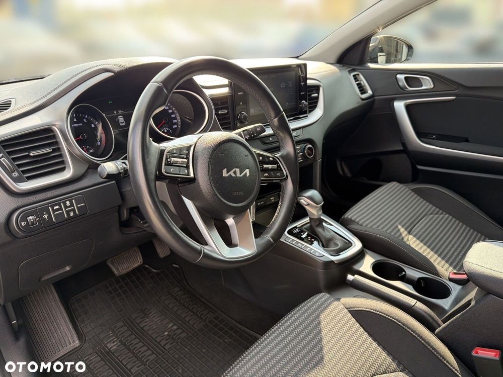 Kia XCeed 1.5 T-GDI M DCT - 11