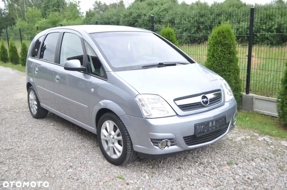 Opel Meriva 1.6 16V Cosmo - 4