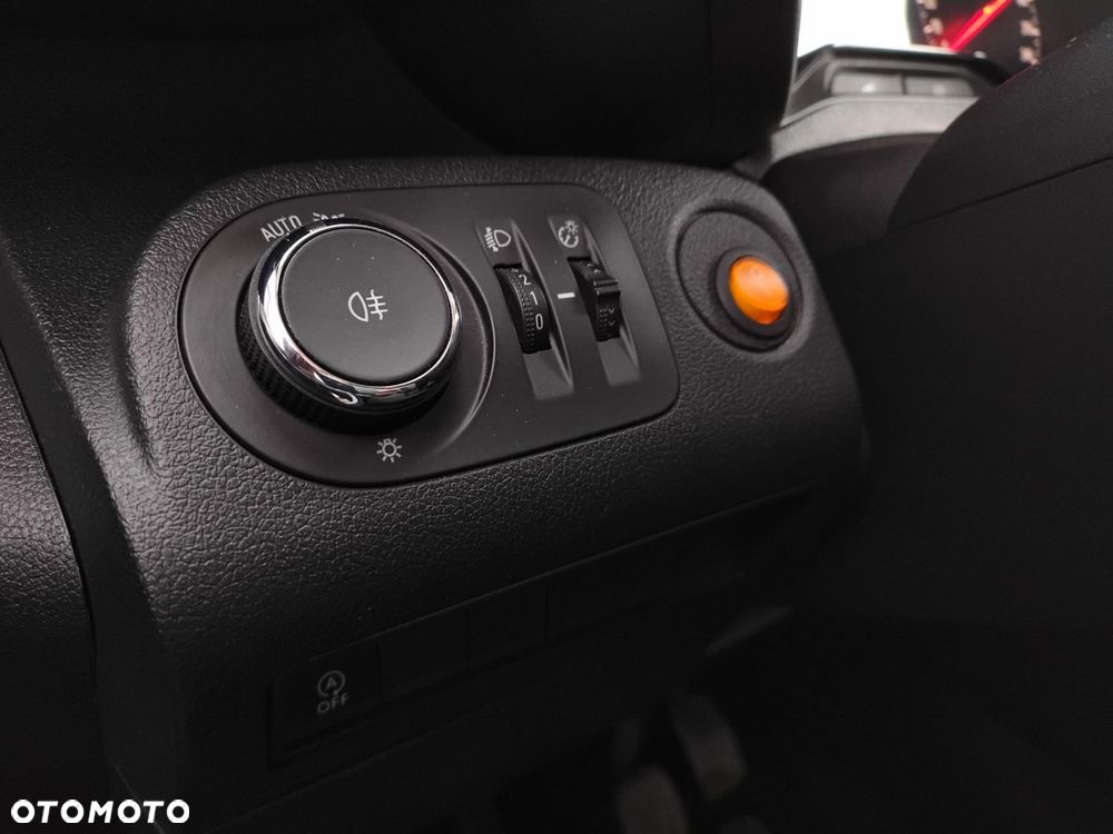 Opel Combo - 11