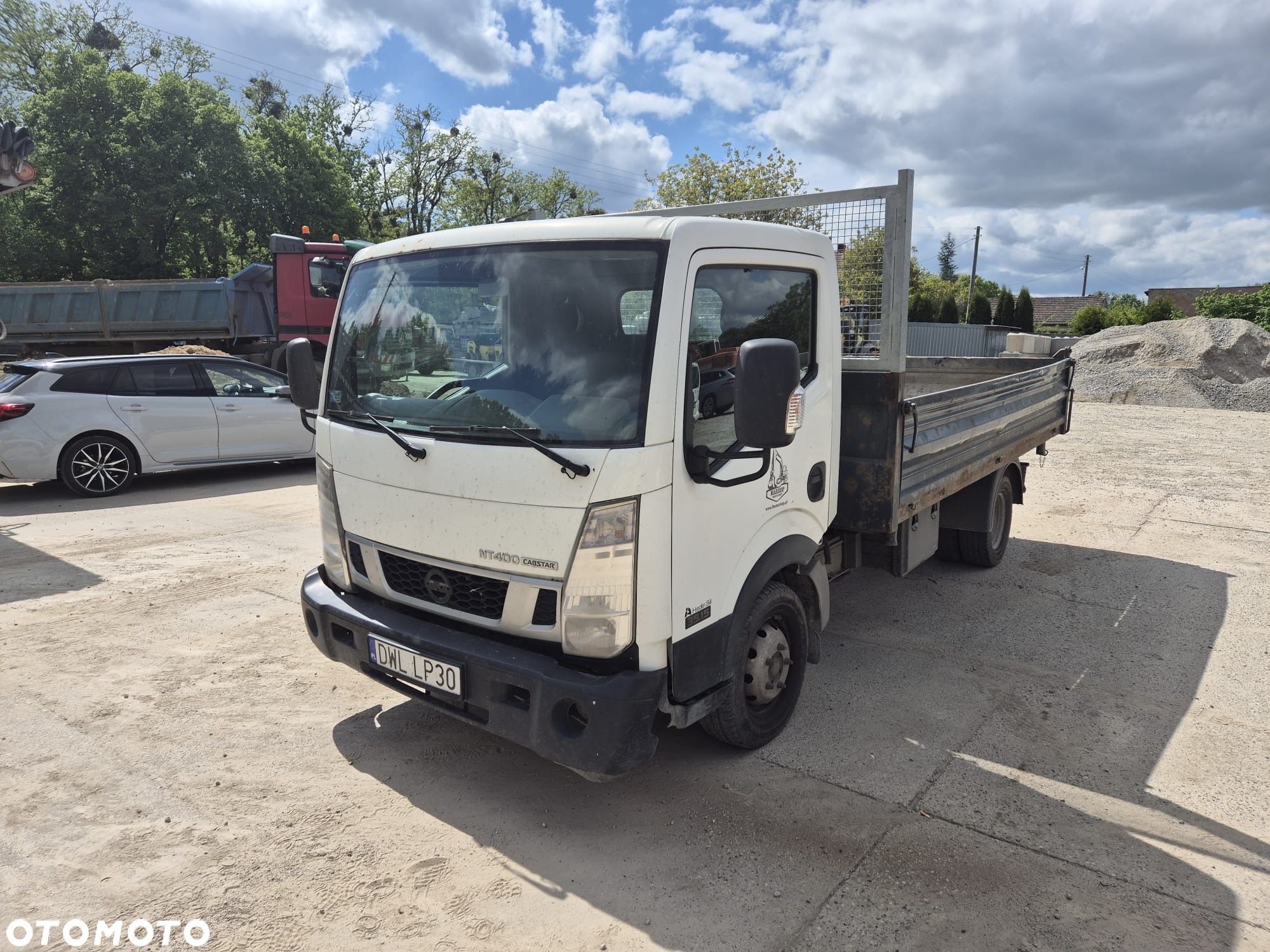 Nissan NT400 Cabstar - 1