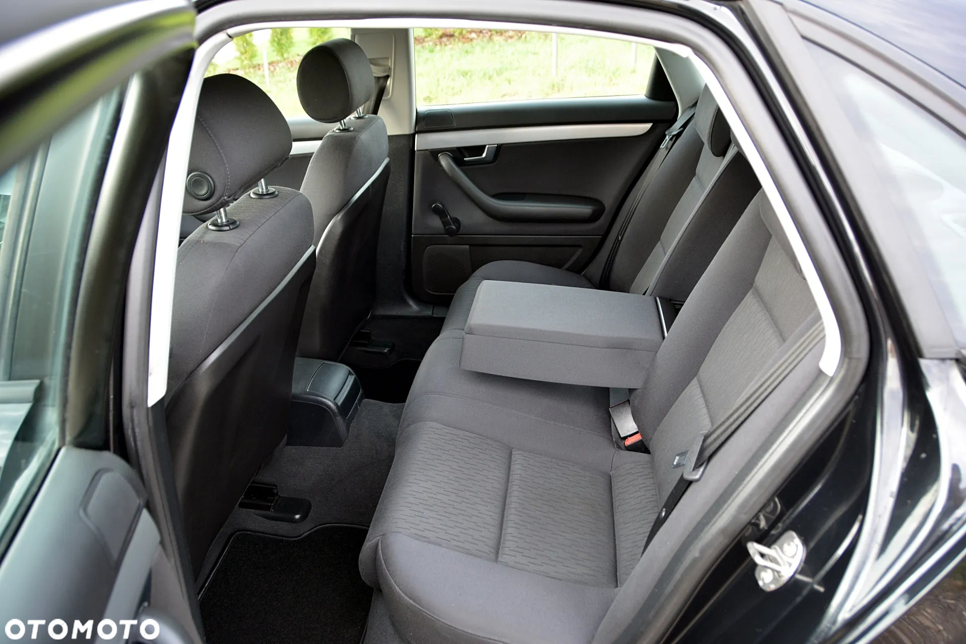 Audi A4 1.6 - 8