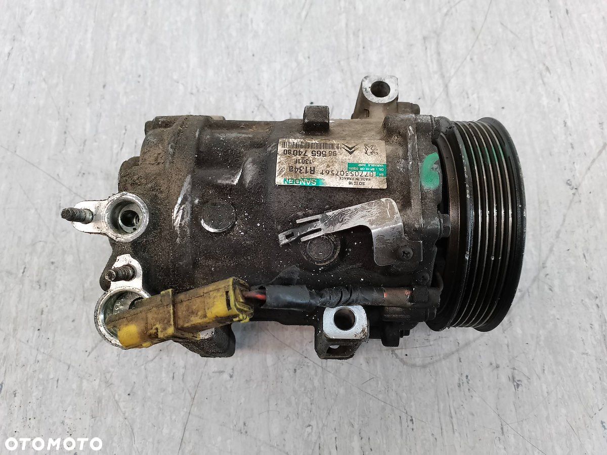 POMPA, SPRĘŻARKA KLIMATYZACJI PEUGEOT 407 9656574080 2.0 HDI - 1