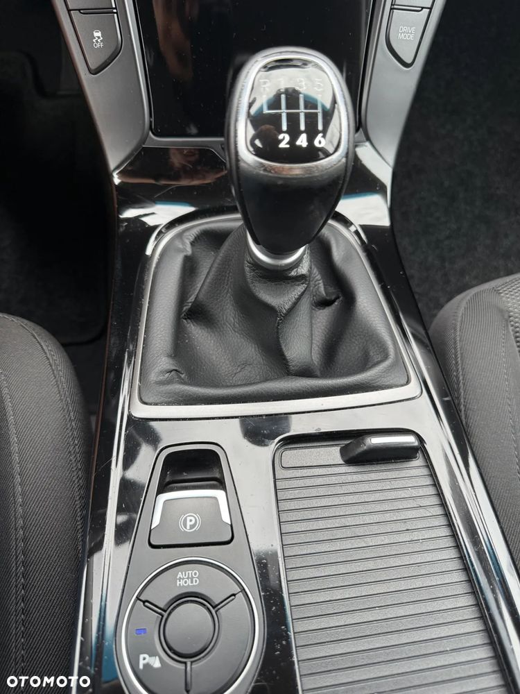 Hyundai i40 Kombi 1.7 CRDi Premium - 15