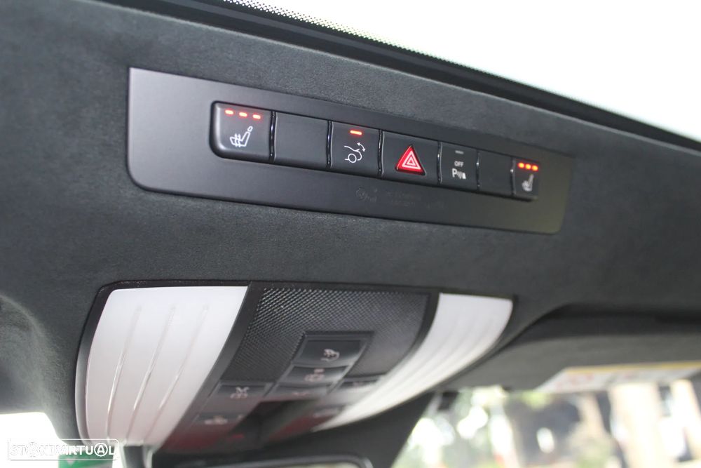 Mercedes-Benz AMG GT S Speedshift 7G-DCT - 25