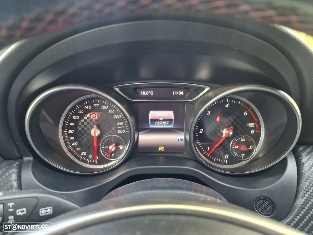 Mercedes-Benz A 180 d AMG Line - 16