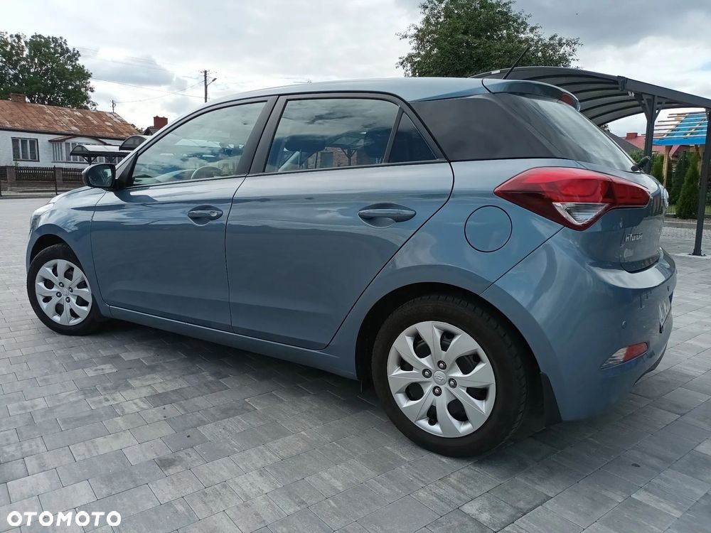 Hyundai i20 1.2 Elegant - 4