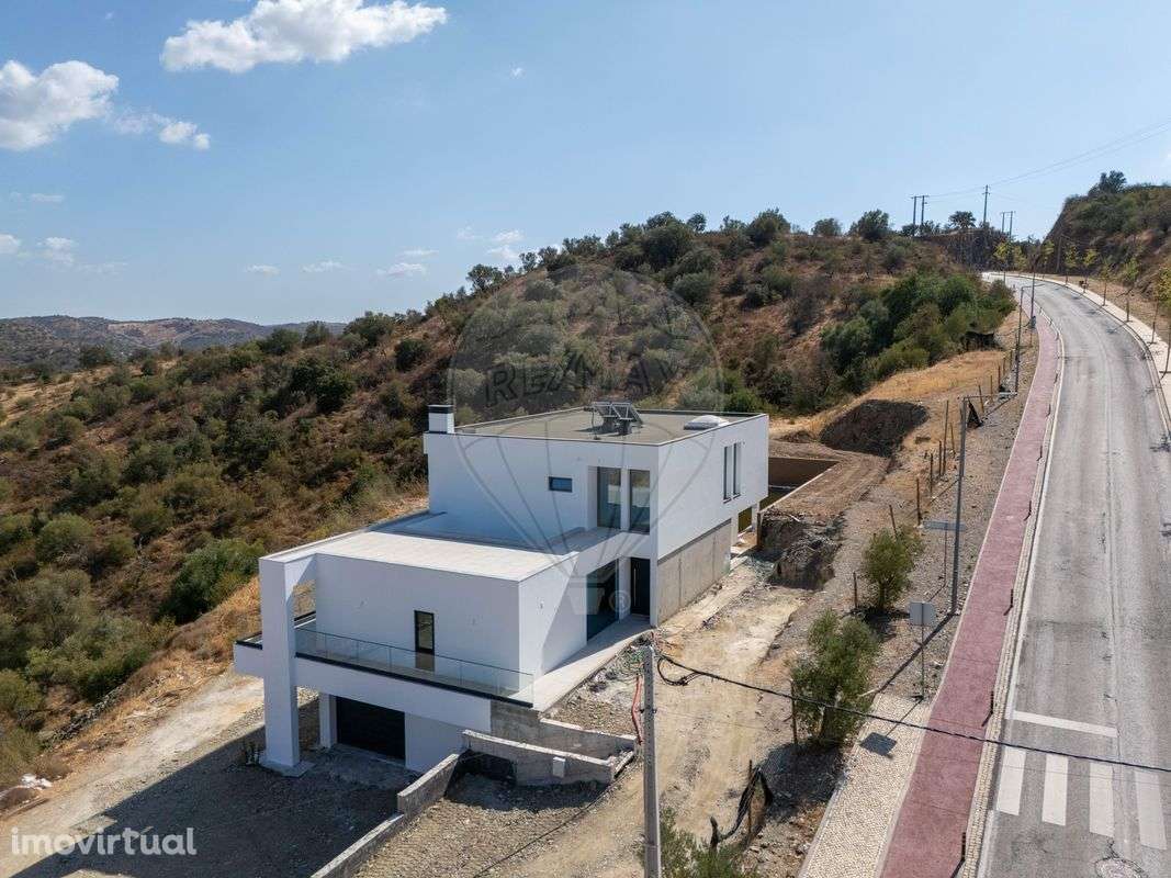 Moradia T4 para venda - Grande imagem: 4/49