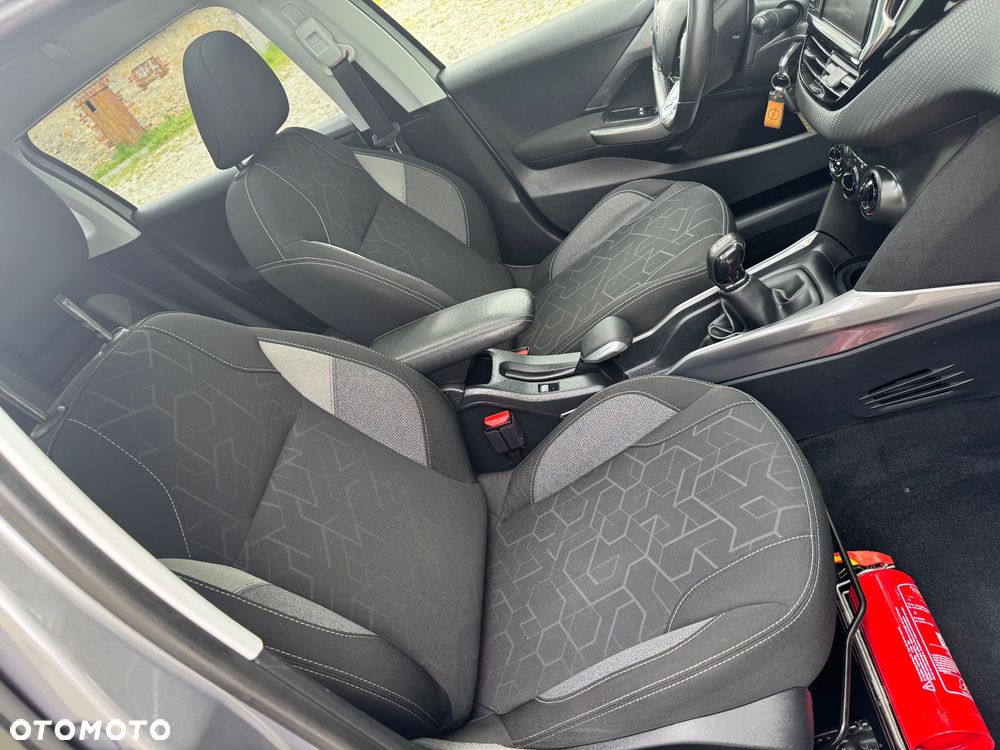 Peugeot 2008 1.6 BlueHDi Active - 22