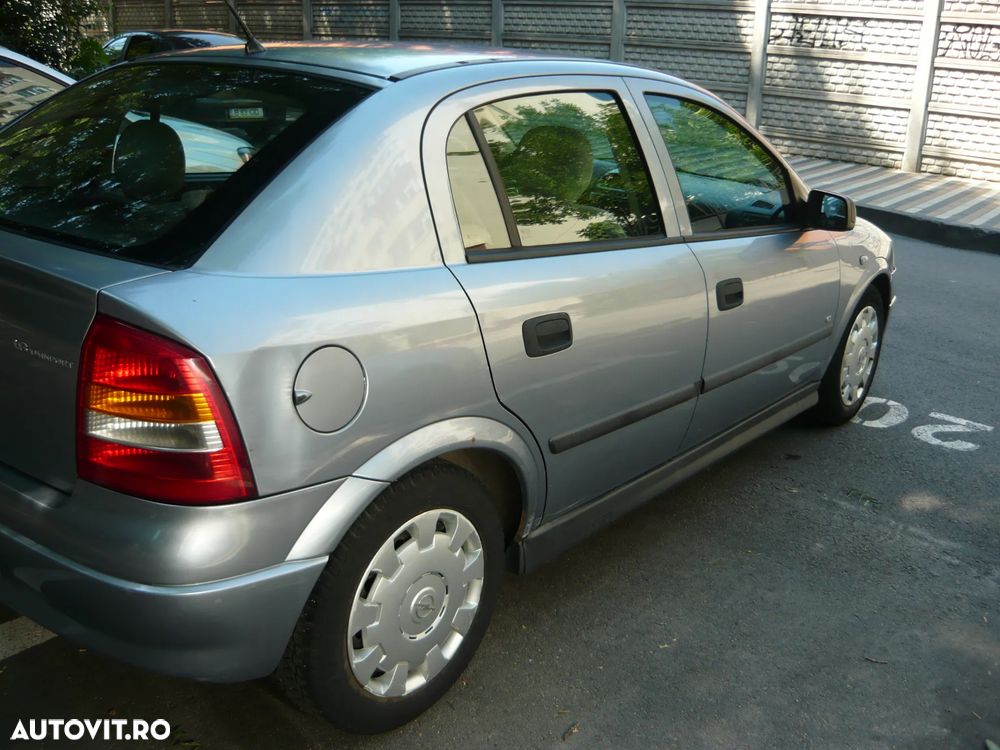 Opel Astra Classic 1.6i - 5