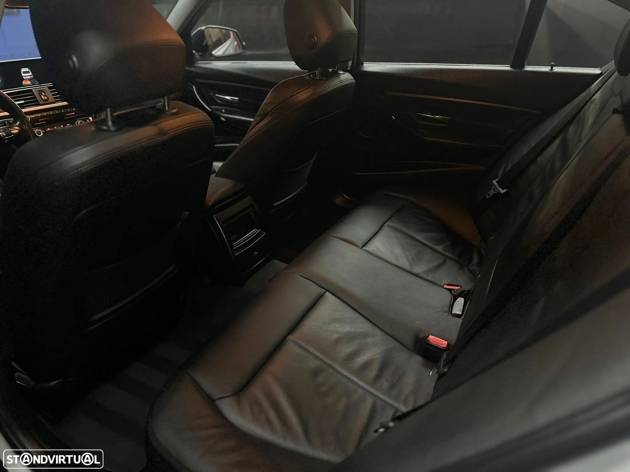 BMW 320 d Line Sport Auto - 13