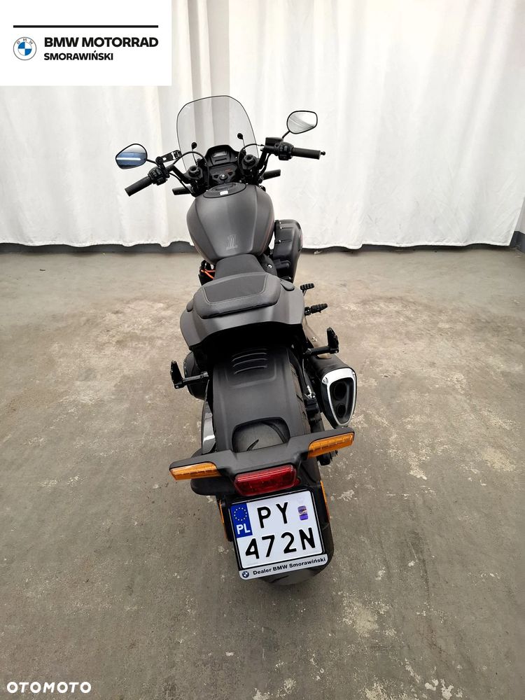 Harley-Davidson Softail Breakout - 6