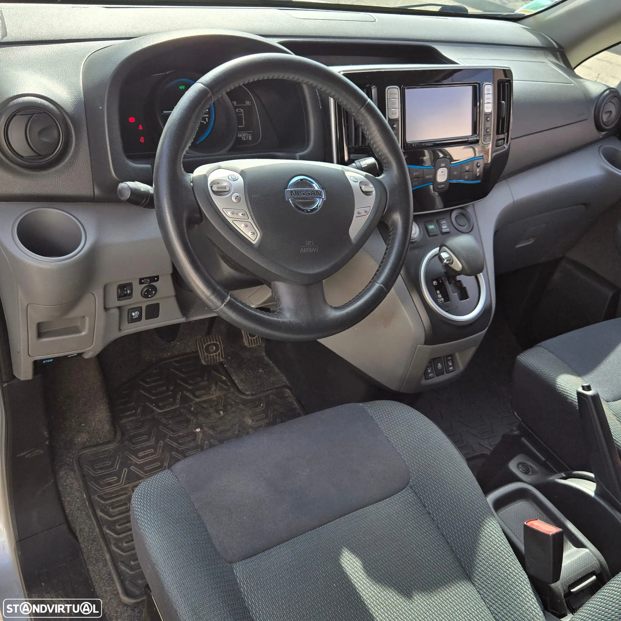 Nissan e-NV200 Evalia 5L Navegador - 12