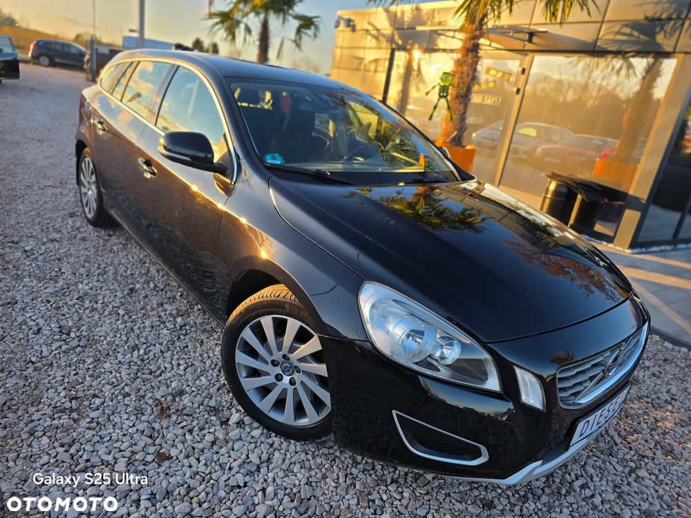 Volvo V60 D3 Momentum - 13