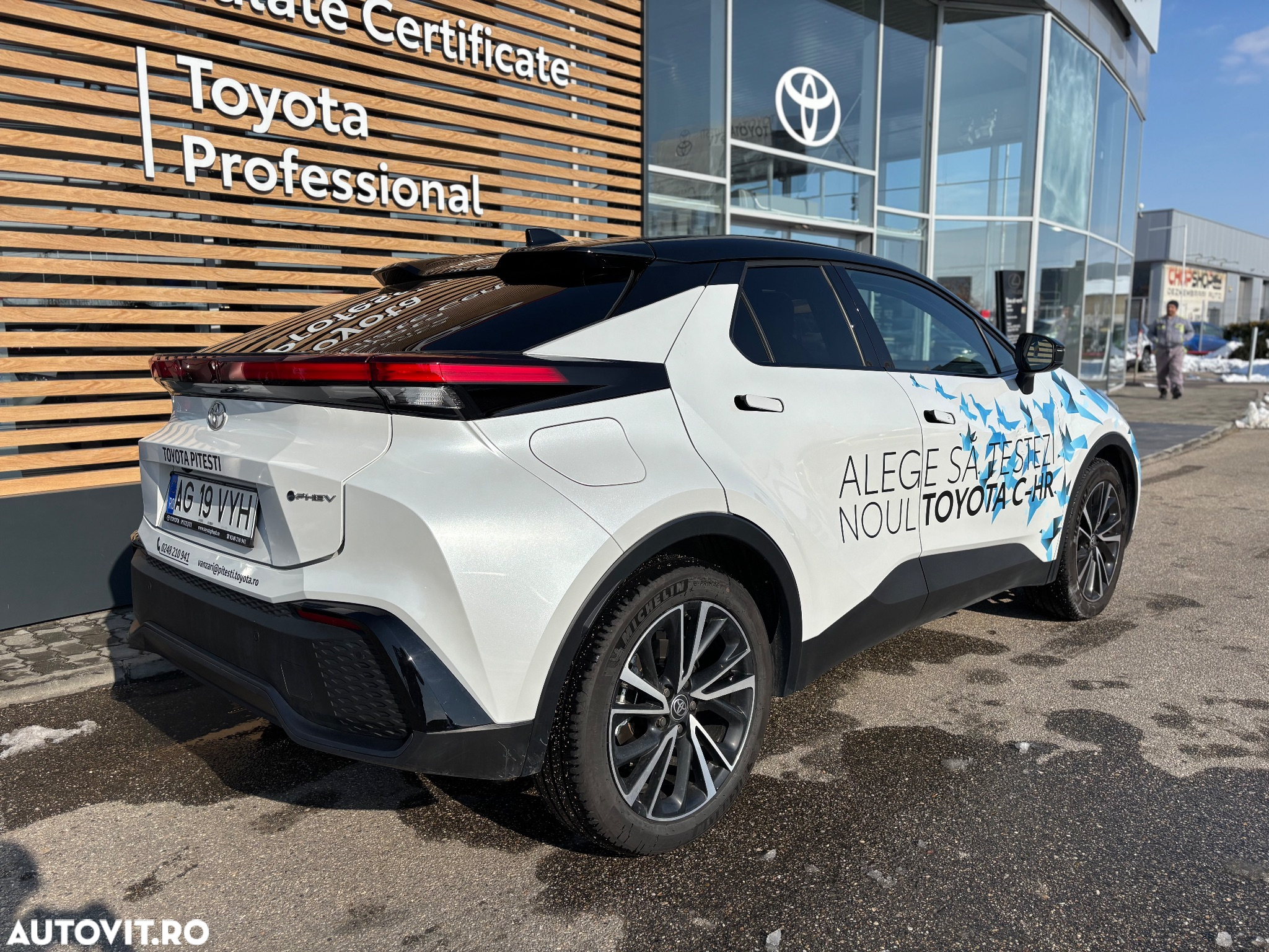 Toyota C-HR 2.0 PHEV 223 CP 4x2 CVT Exclusive - 7