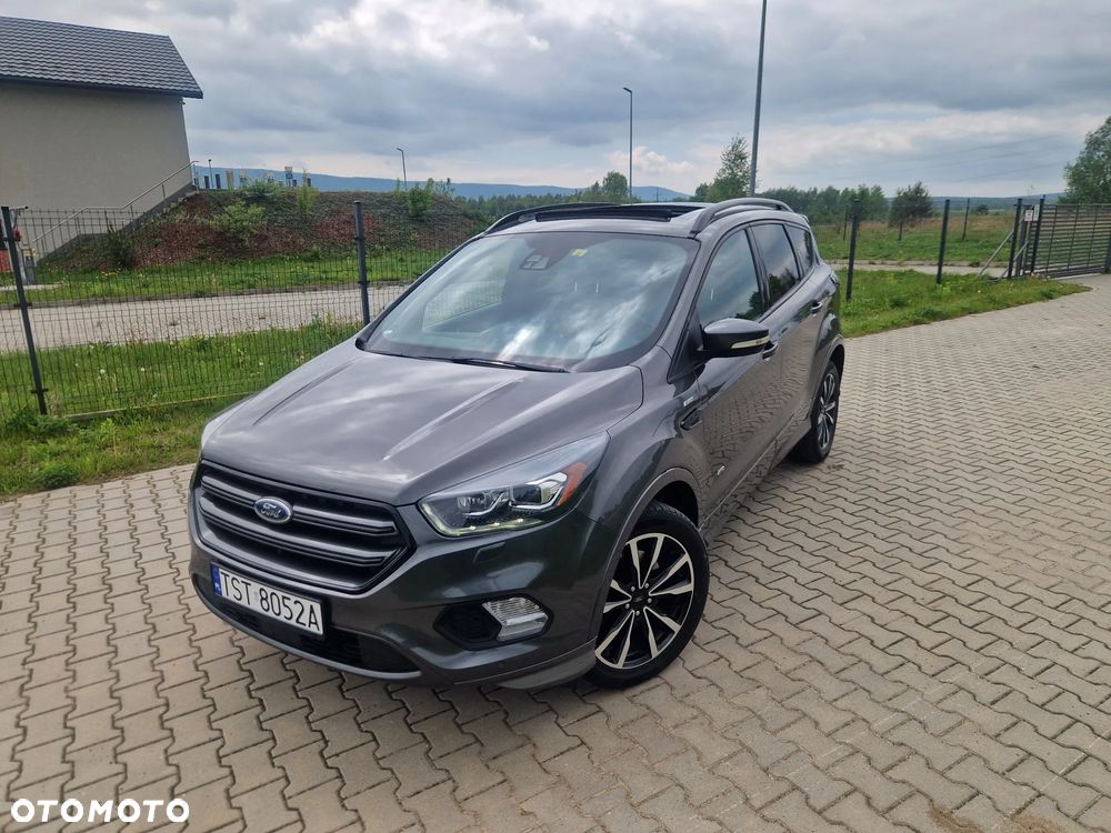 Ford Kuga 2.0 TDCi 4x4 ST-Line - 4