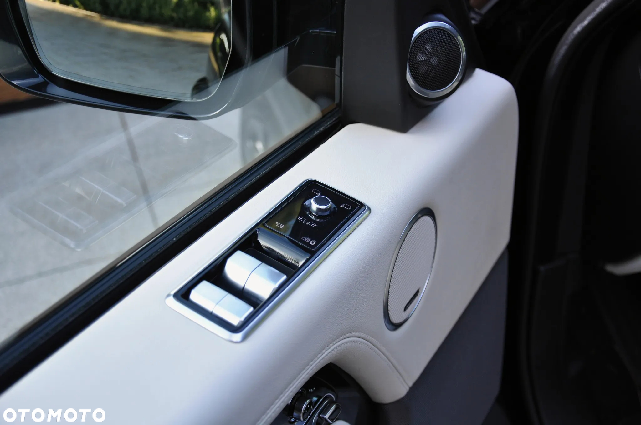 Land Rover Range Rover 3.0 V6 S/C Vogue - 35
