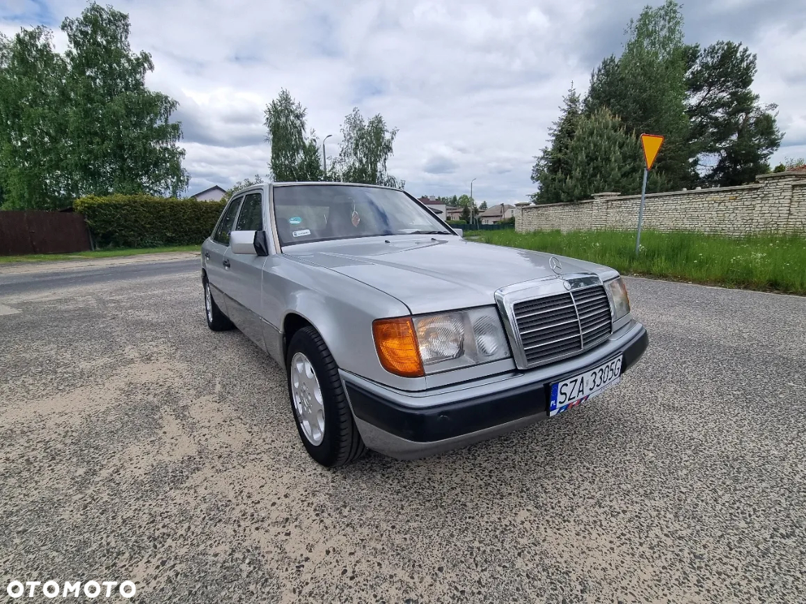 Mercedes-Benz W124 (1984-1993) - 37