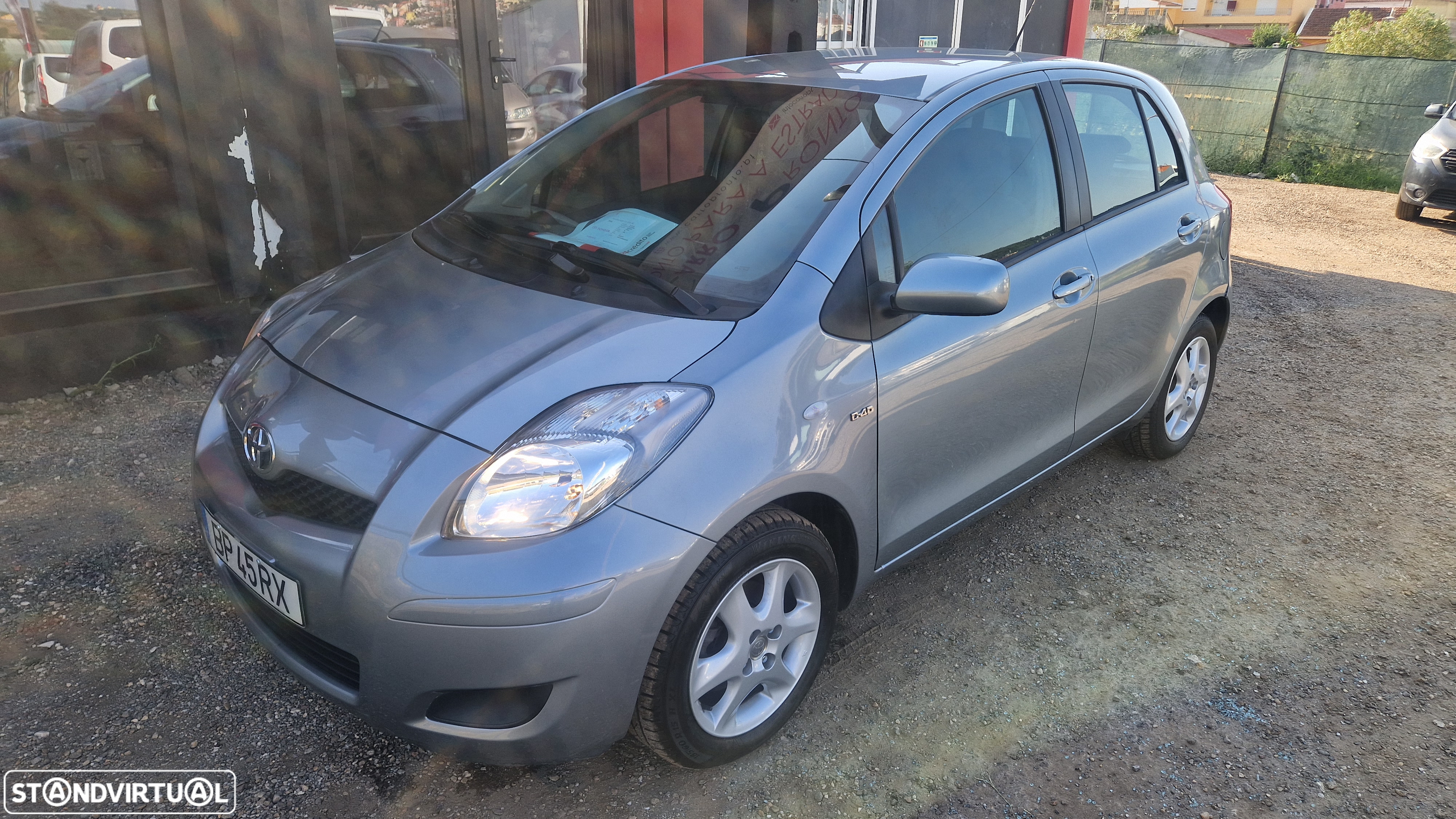 Toyota Yaris 1.4 D-4D AC+VSC - 2