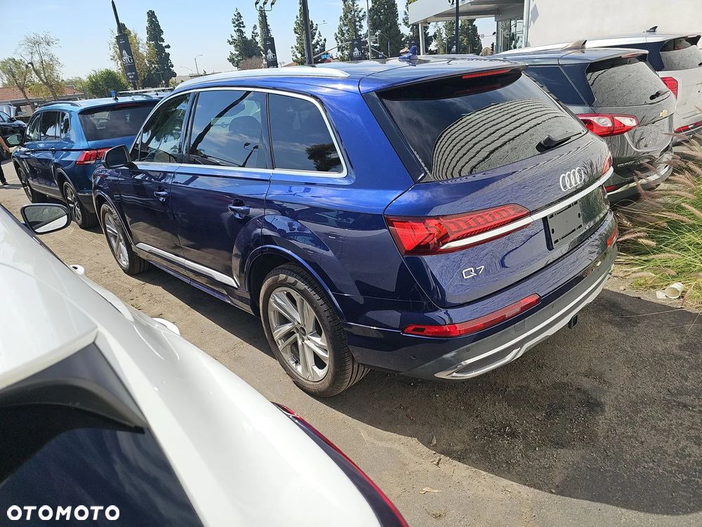 Audi Q7 - 4