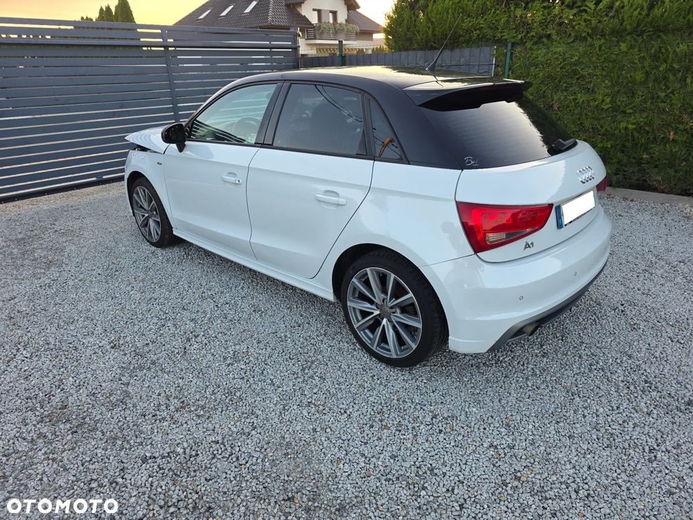 Audi A1 Sportback 1.6 TDI S tronic S line edition - 3
